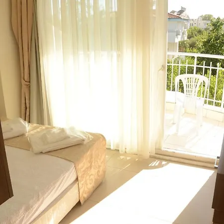 Honora Pansiyon Side Homestay Side