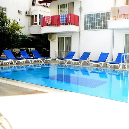 Homestay Honora Pansiyon Side Side